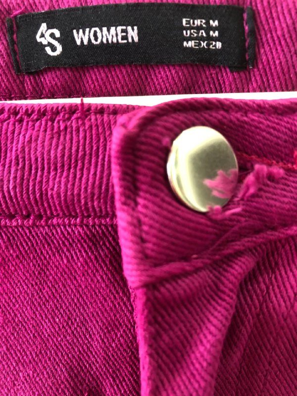 Джинсы размер М 2