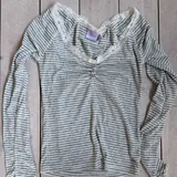 Sandals, sports bag, glasses, jeans, long-sleeve shirts, top, T-shirt 5
