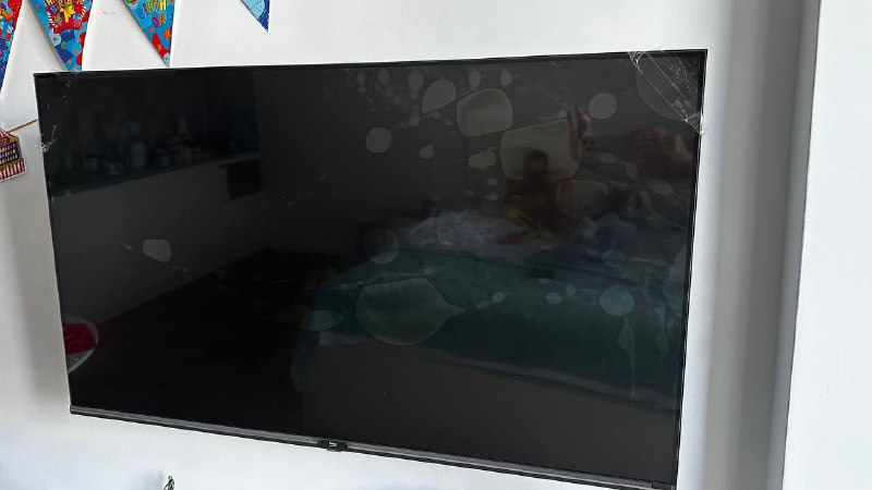 Телевизор beko 43'' смарт разбитый экран