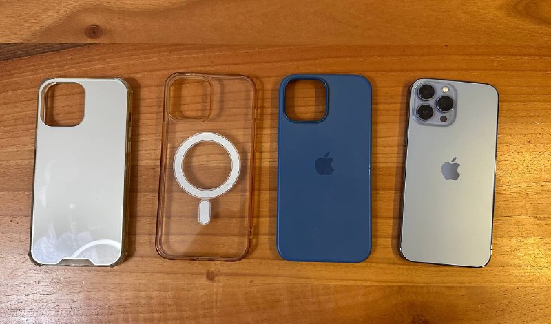 iPhone 13 Pro Max 512 gb с чехлами 4