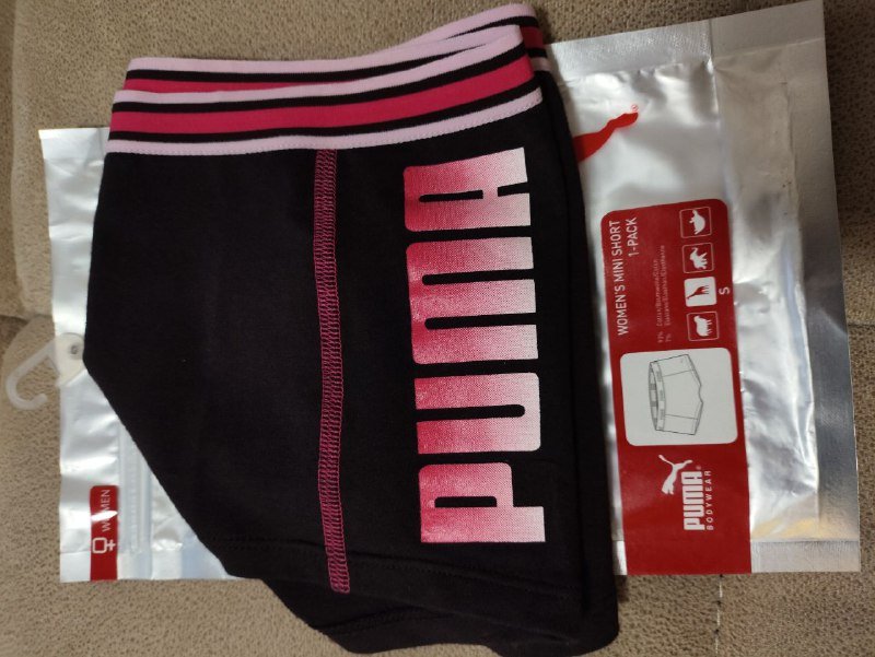Женские мини-шорты Puma размер S
