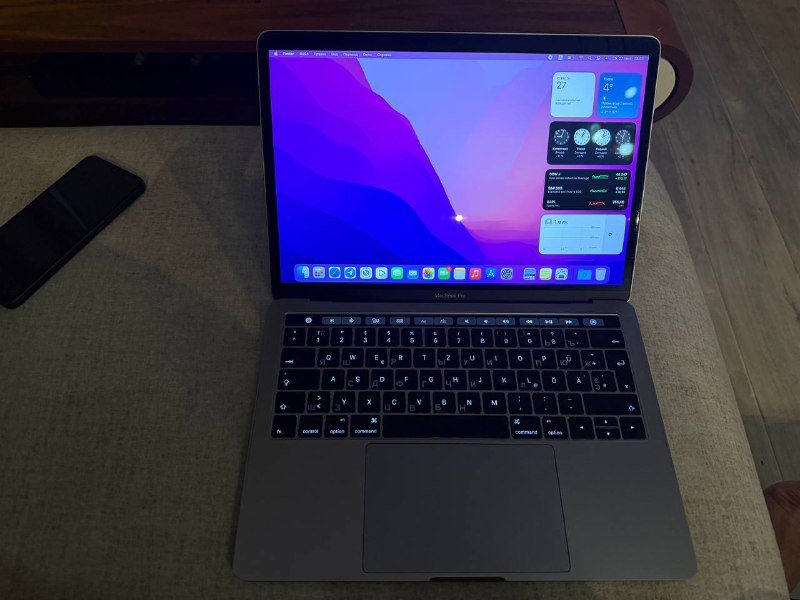 MacBook Pro Touch Bar 13-inch 2016 8GB RAM