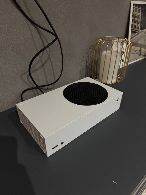 Microsoft Xbox Series S 512GB Digital 2