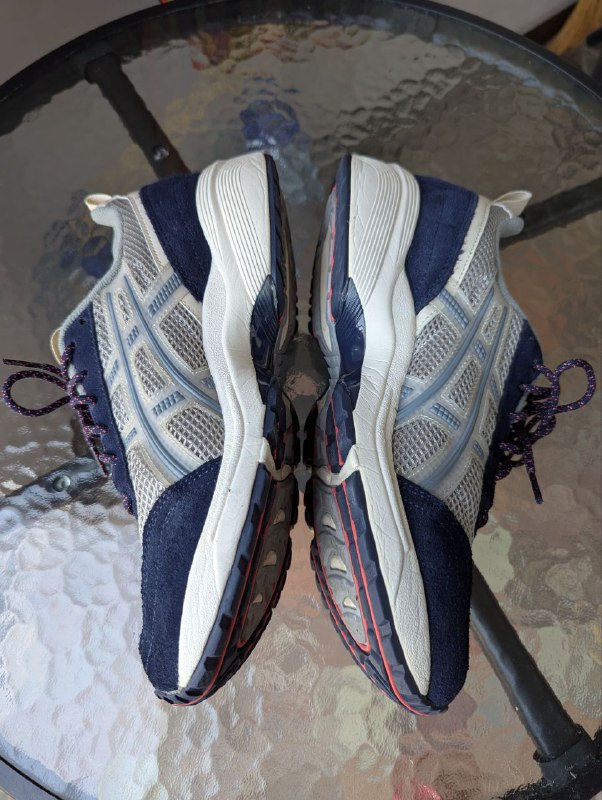 Кроссовки ASICS GEL-1090v2 мужские 42 размер 3