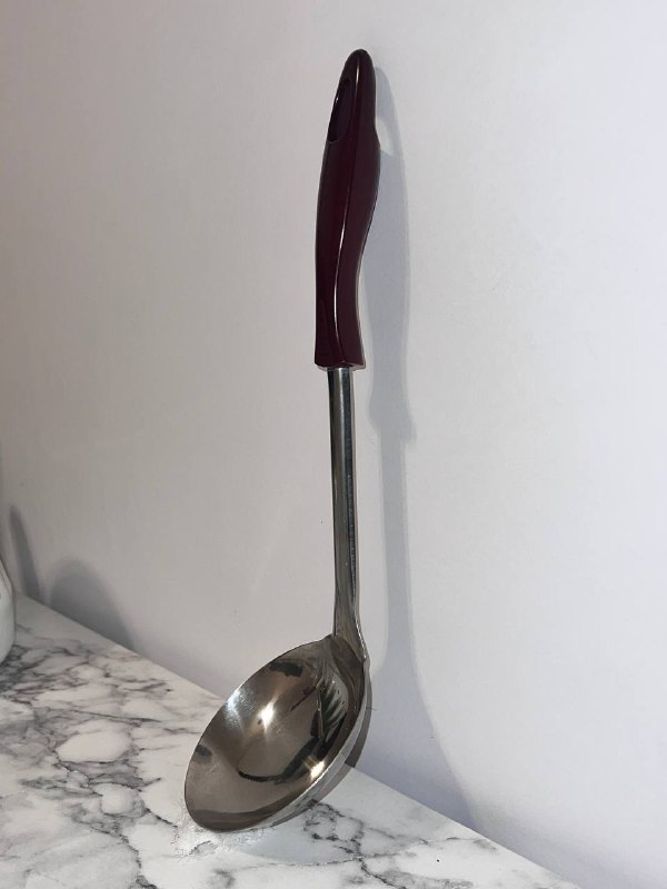 Вафельница-мультипекарь, блендер, чайник, газовая горелка, весы, лейка, овощечистка, точилка, термометр, половник 10