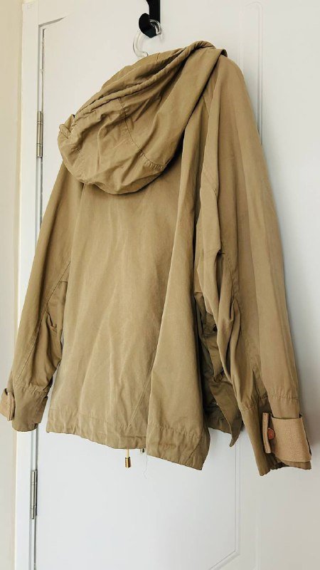 Ветровка Zara, размер S, большой капюшон 4