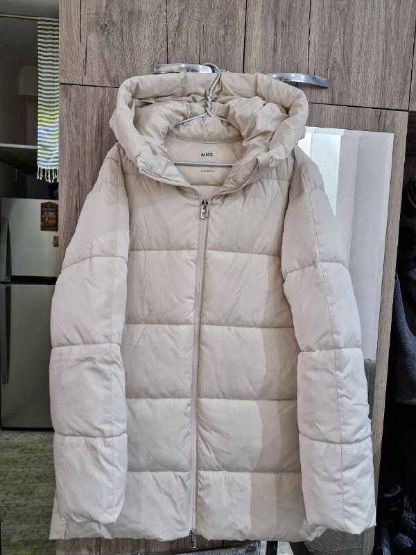 Пуховик из MANGO