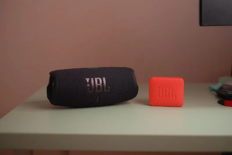JBL Charge 5, JBL Go 2 1
