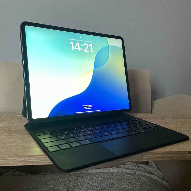 MacBook Pro 15, 2018, 16GB, 512 SSD, iPad Pro 12.9, 256GB 6