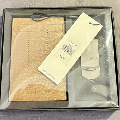 Визитница Calvin Klein