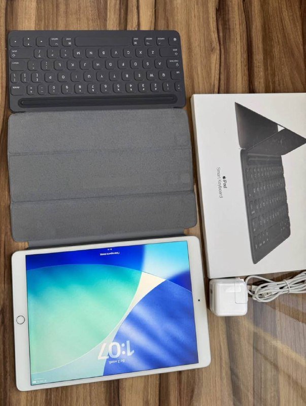 iPad Air 3 с клавиатурой Apple Smart Keyboard 2
