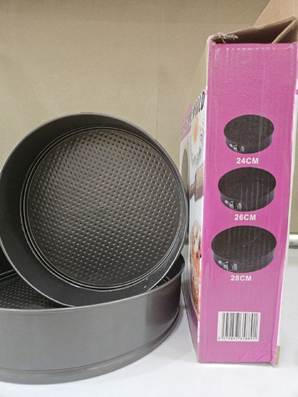 Весы напольные, миксер, кухонные весы, утюг, стулья, набор посуды, формы для выпекания, менажницы 8