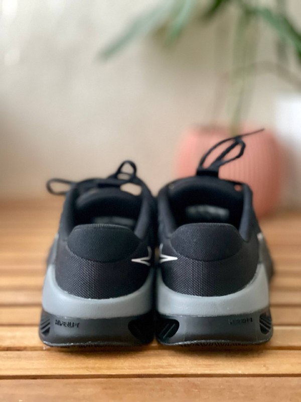 Кроссовки Nike Metcoon 9 новые 38 размер 4