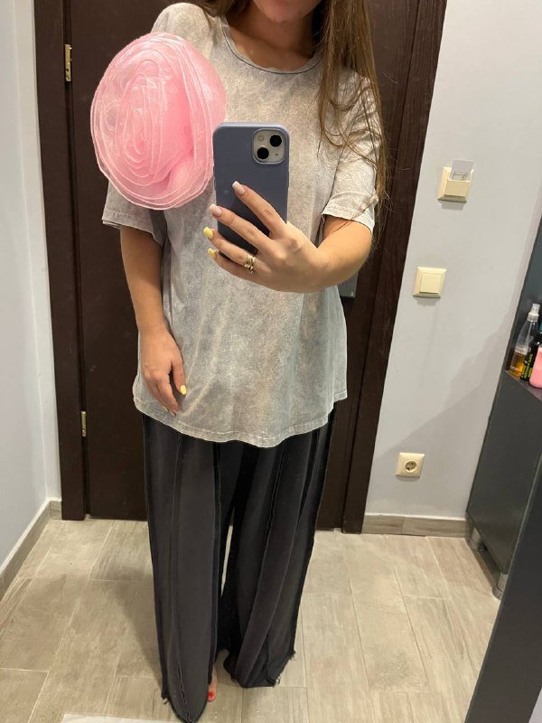 Футболка с розой S-M