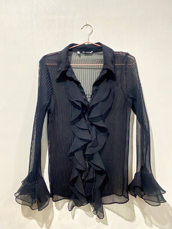 Кожаный плащ, Топ сетка белая, Блуза чёрная шифоновая, Vivienne Westwood кеды 5