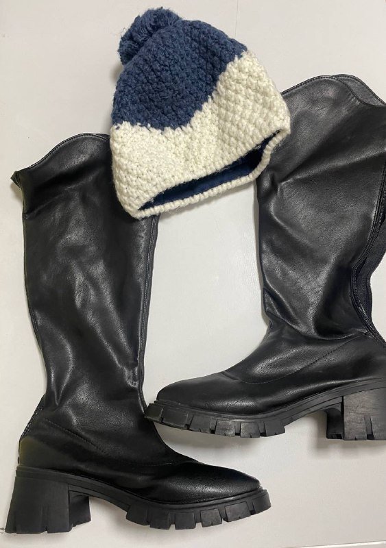 Высокие сапоги 39 размер