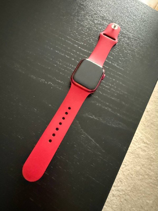 Apple Watch Series 7 41мм красные с ремешком