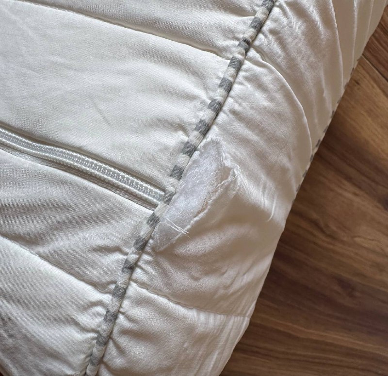Подушка Ikea Rolleka с эффектом памяти 3