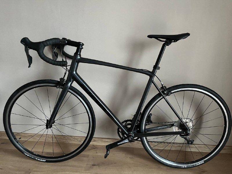 шоссейный велосипед Giant Contend 2