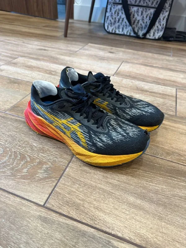 ASICS Novablast 3 1