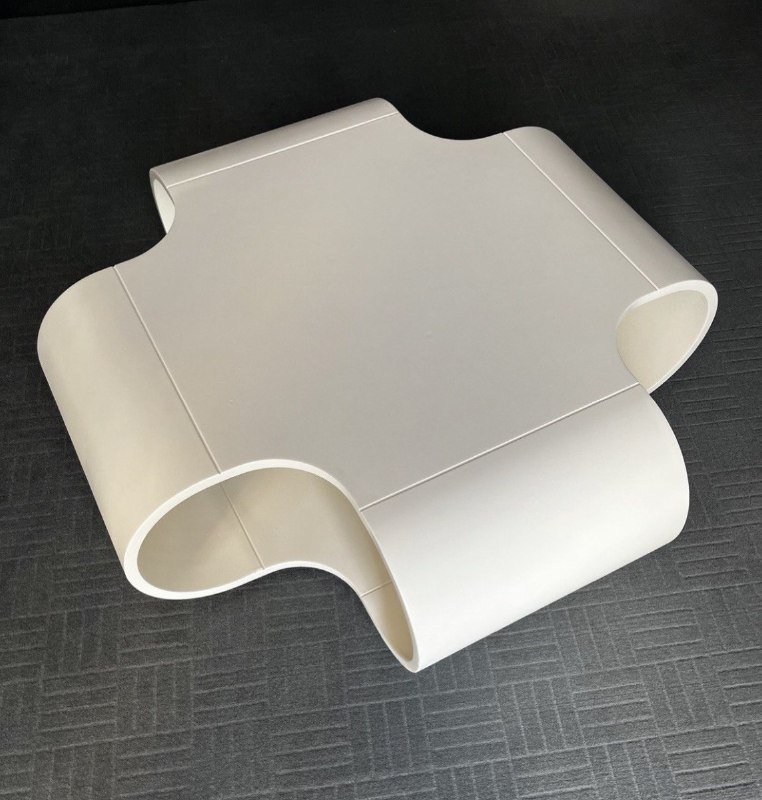 Диван и 2 кресла, Стол белый, Телевизор, Стиральная машина, Картины гобелен 1