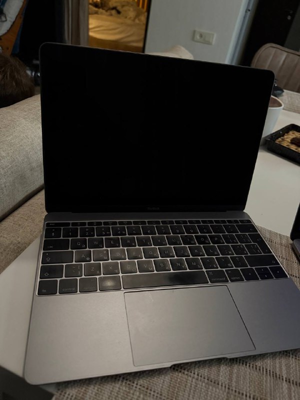 MacBook 12 дюм 4