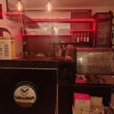 Барная стойка и барный инвентарь 3