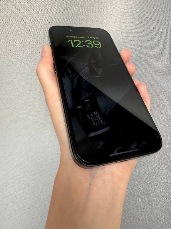 iPhone 15 Pro 128GB in perfect condition 3