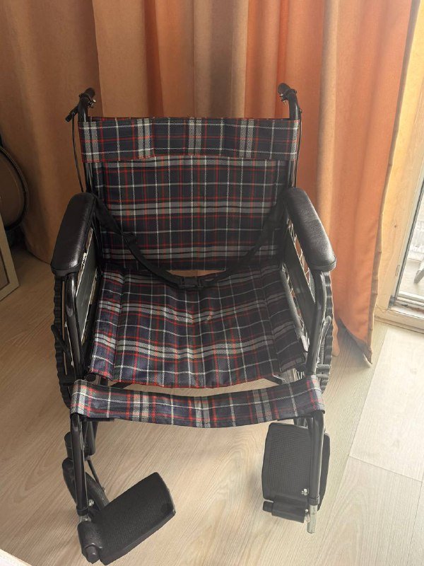 Инвалидная коляска