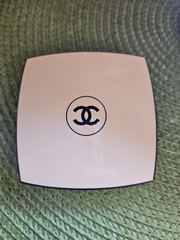 Пудра Chanel 1