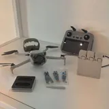 DJI Mini 4 Pro, iPad Air 13, DJI Osmo Action 5 Pro 1