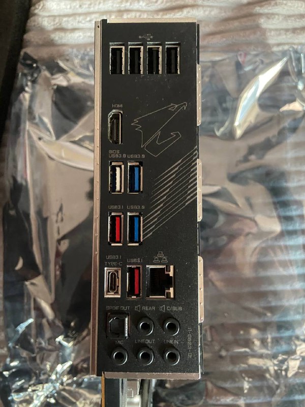 Видеокарта Nvidia Geforce RTX 3080, Процессор AMD Ryzen 5 5600X, Материнская плата Gigabyte X570 AORUS PRO 4