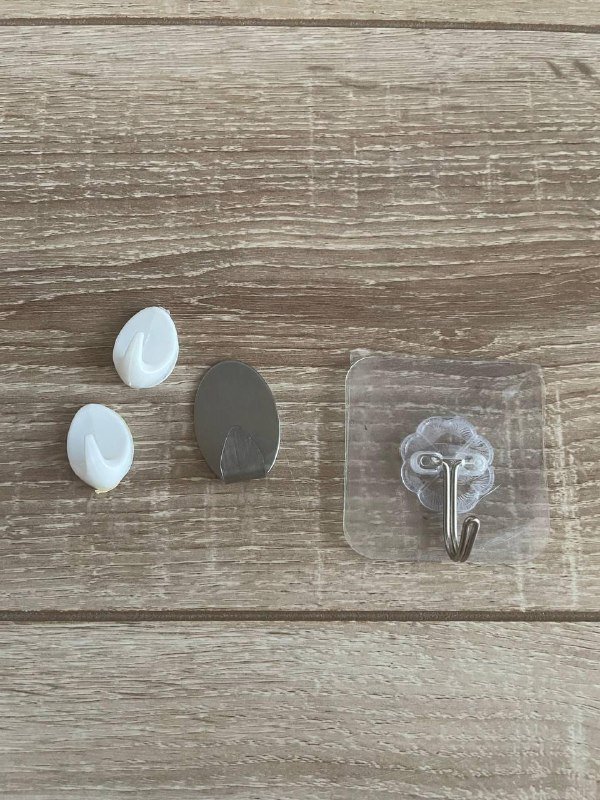 Наклейки божьи коровки, скотч, циркуль, нитки, кашпо, изделия из глины, крючки, браслет, ватные диски 8