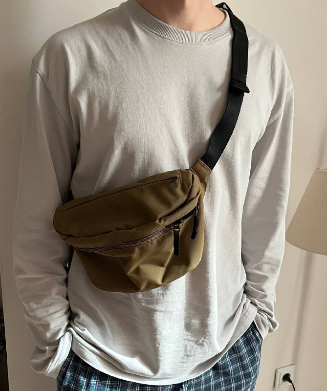 Сумка-банан Uniqlo