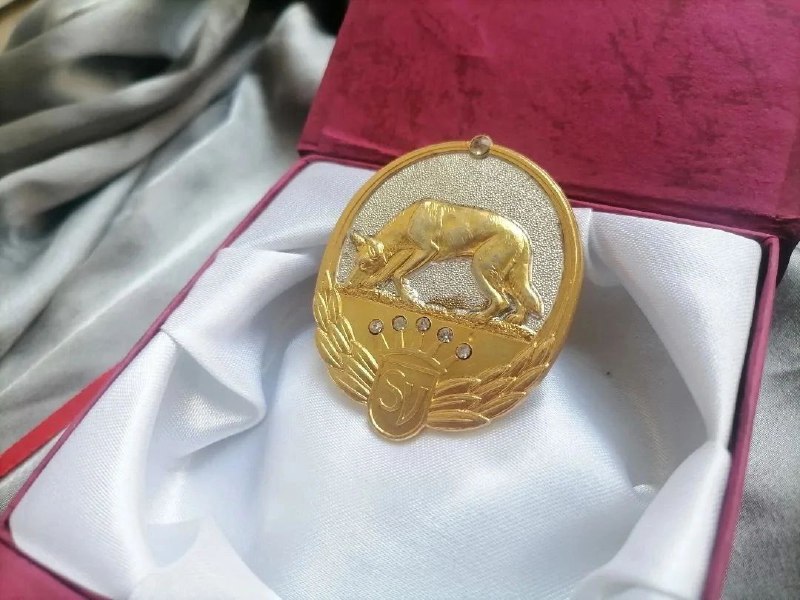 Немецкая винтажная брошь. Клемо ювелирного завода. 2