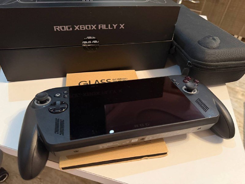 Портативная игровая приставка ASUS Rog Xbox Ally X