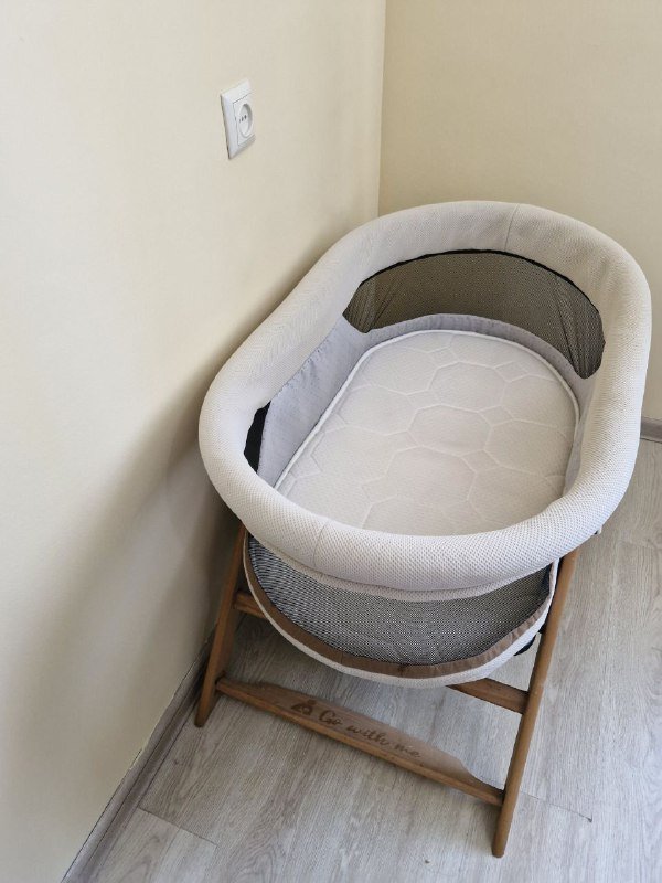 Детская прикроватная складная деревянная колыбель Pierre Cardin Violet