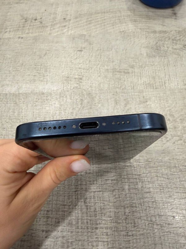 iPhone 15 Pro Max 512 GB 3