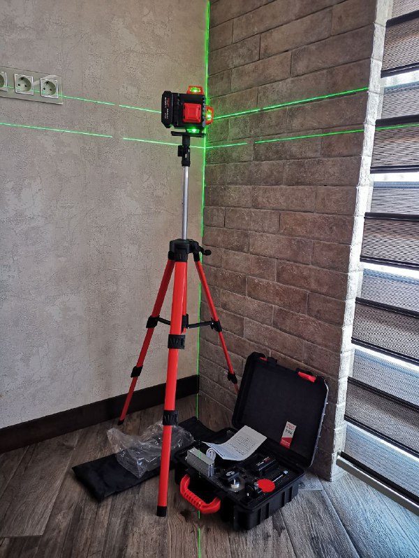 Лазерный уровень DELİXİ - 4D Professional Green Laser