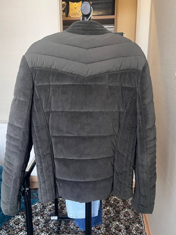 Куртка GUESS мужская, размер М 2