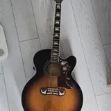 Электроакустическая гитара Epiphone EJ-200SCE 1