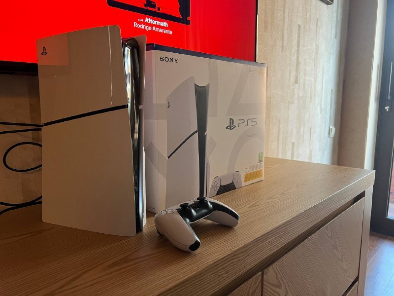 Playstation 5 slim 1TB