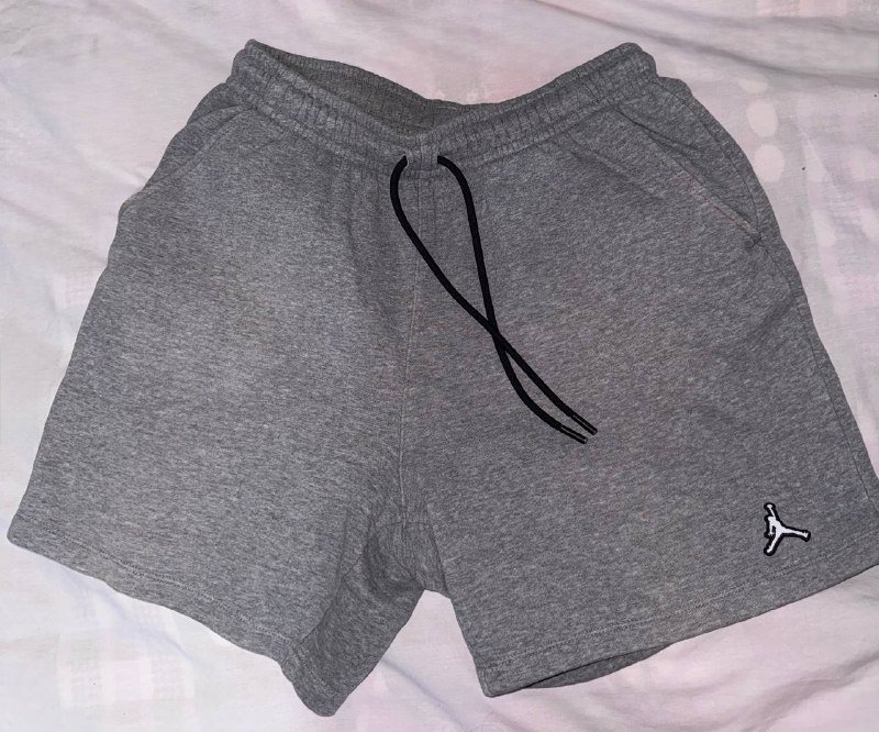 Мужские шорты Jordan, джинсы Zara