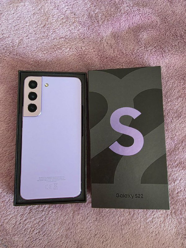Samsung Galaxy S22 2