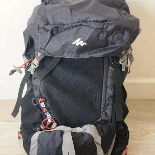 Туристический рюкзак Quechua Forclaz 20 Air