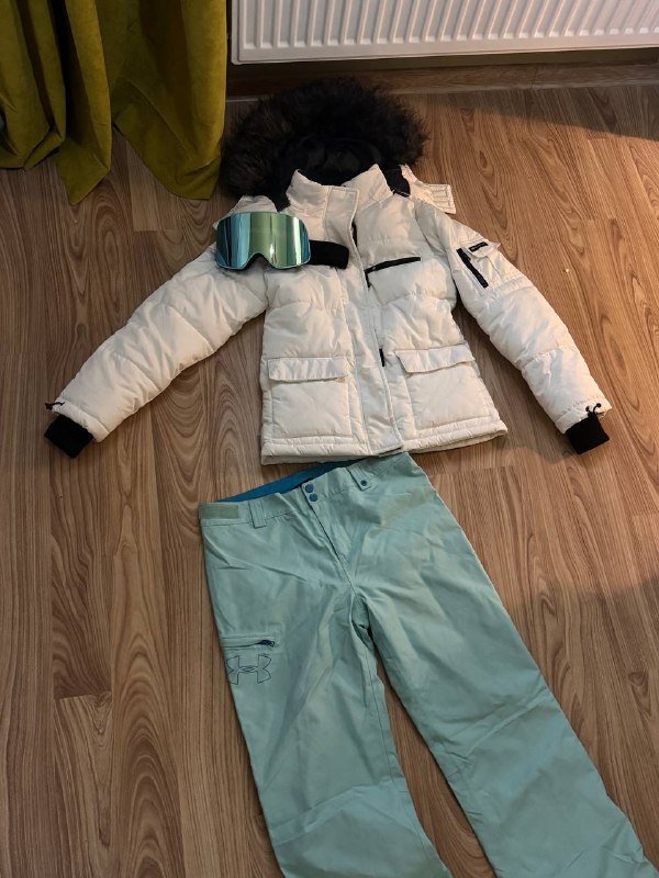 горнолыжный костюм, штаны Under Armour, куртка, маска 3