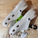 Crocs White 2