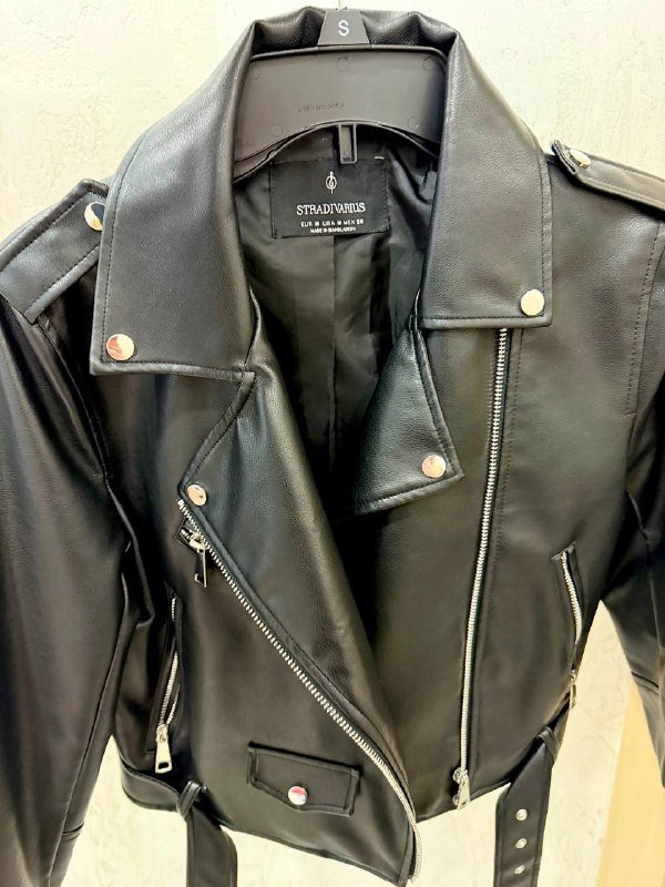 Плащ Stradivarius