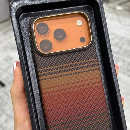 Чехол Pitaka из кевлара для iPhone 17 Pro