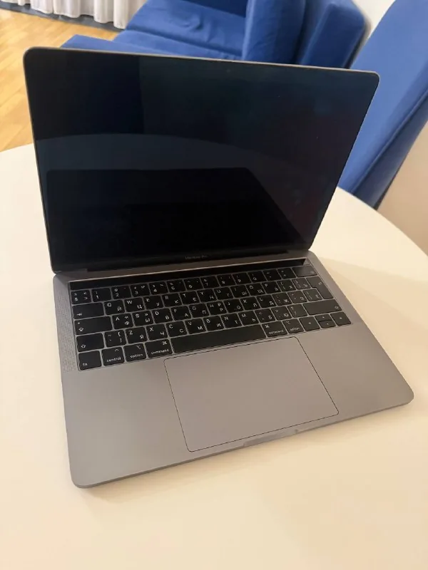 MacBook Pro 13-inch 2018 1